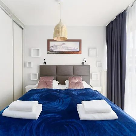 Horyzont Apartament Z Klimatyzacja I Balkonem By Renters ミエンジズドロイェ