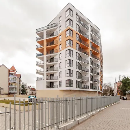 Horyzont Apartament Z Klimatyzacja I Balkonem By Renters *