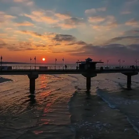 Horyzont Apartament Z Klimatyzacja I Balkonem By Renters アパート *